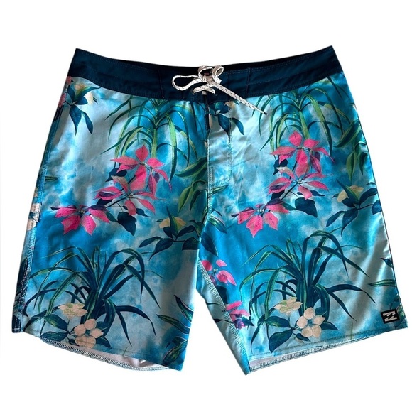 Billabong Other - Billabong Men's Blue Tropical Swim/ Board Shorts size 34